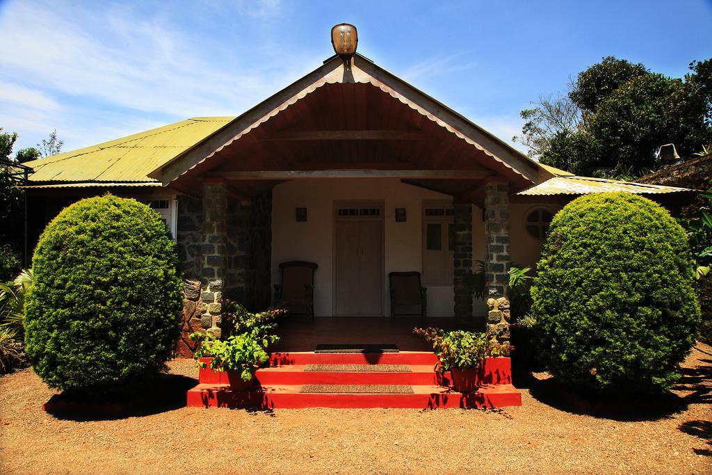Thekkady Kalarickal Heritage Bungalow Vandanmedu ภายนอก รูปภาพ