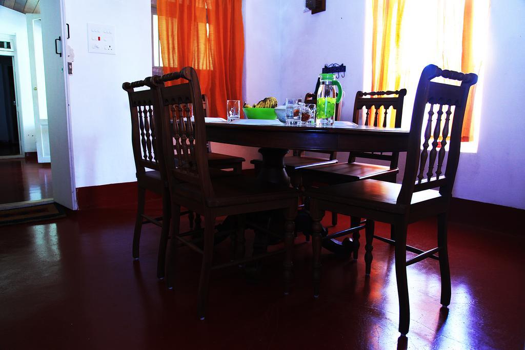 Thekkady Kalarickal Heritage Bungalow Vandanmedu ภายนอก รูปภาพ